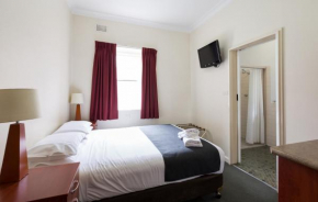 Гостиница Knickerbocker Hotel  Батерст